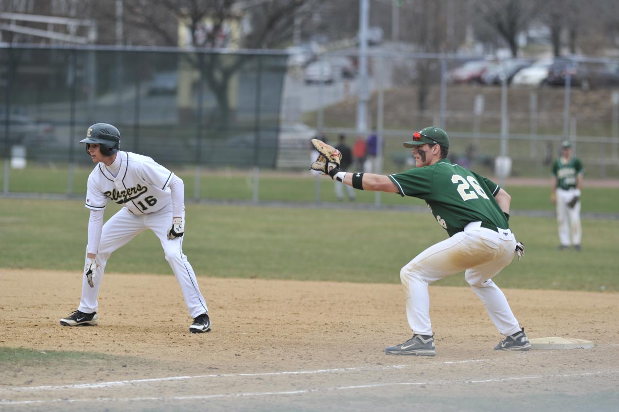 Baseball Suffers Double-Header Loss at Daniel Webster College, 11-4 and 4-0