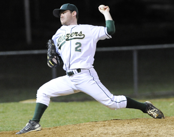 Baseball Completes Sweep of Lesley University with 20-1 Victory