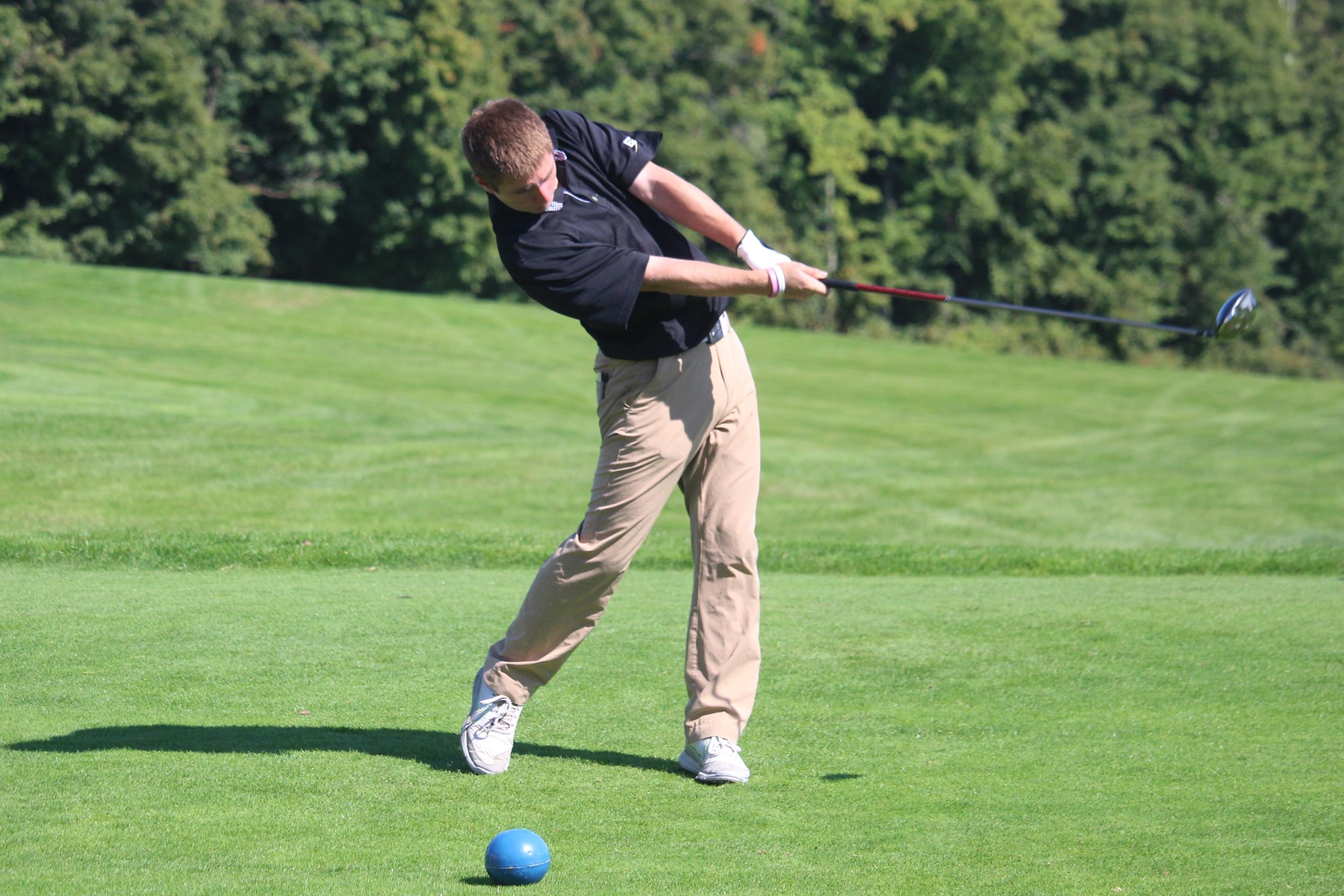 Golf Finishes 10th At NEIGA To Wrap Up Season