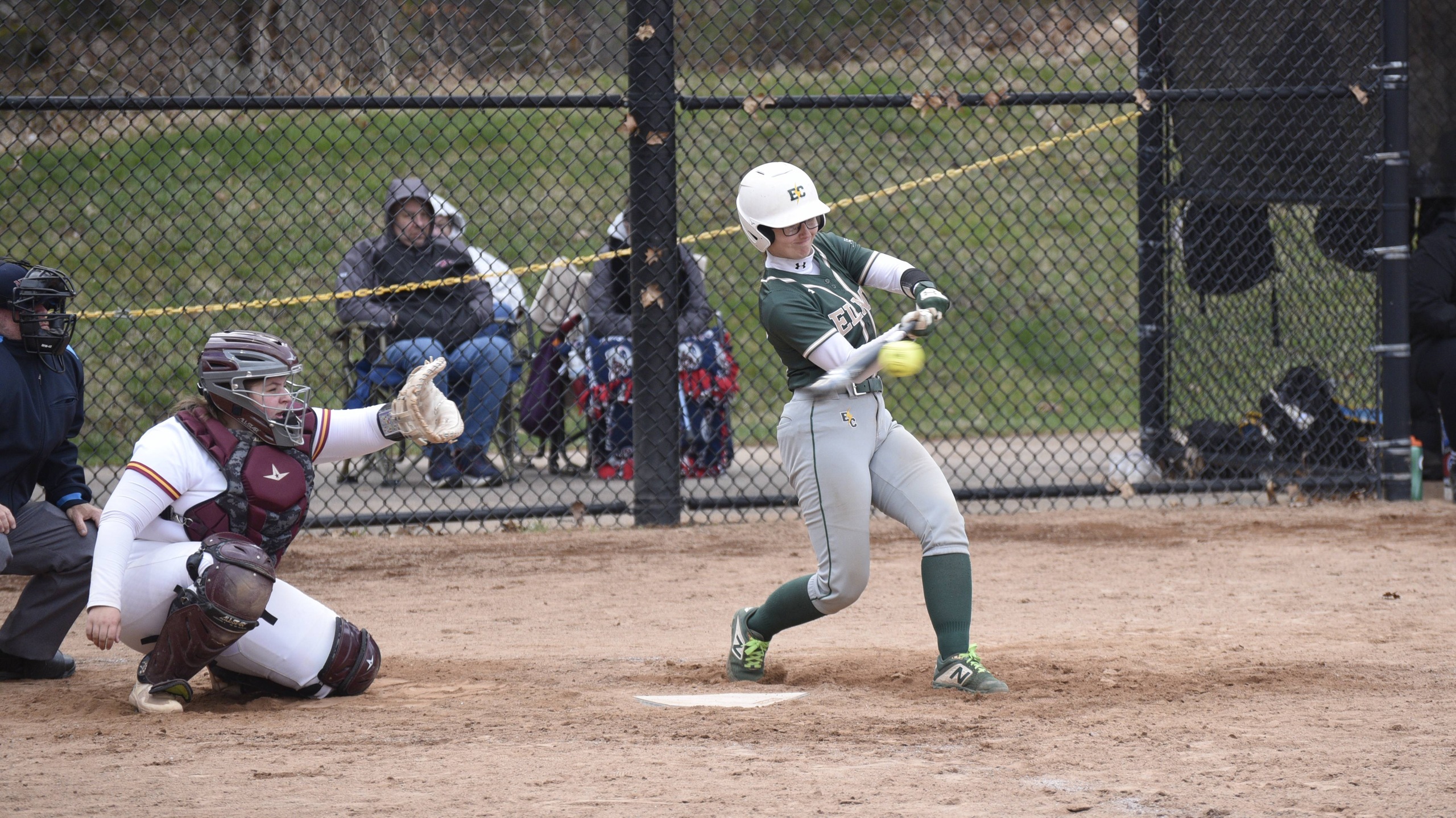 Softball Wraps Up Their Patriots Day Weekend Trip at Emmanuel