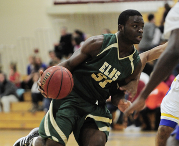 Men’s Basketball Downs Worcester State University, 60-55