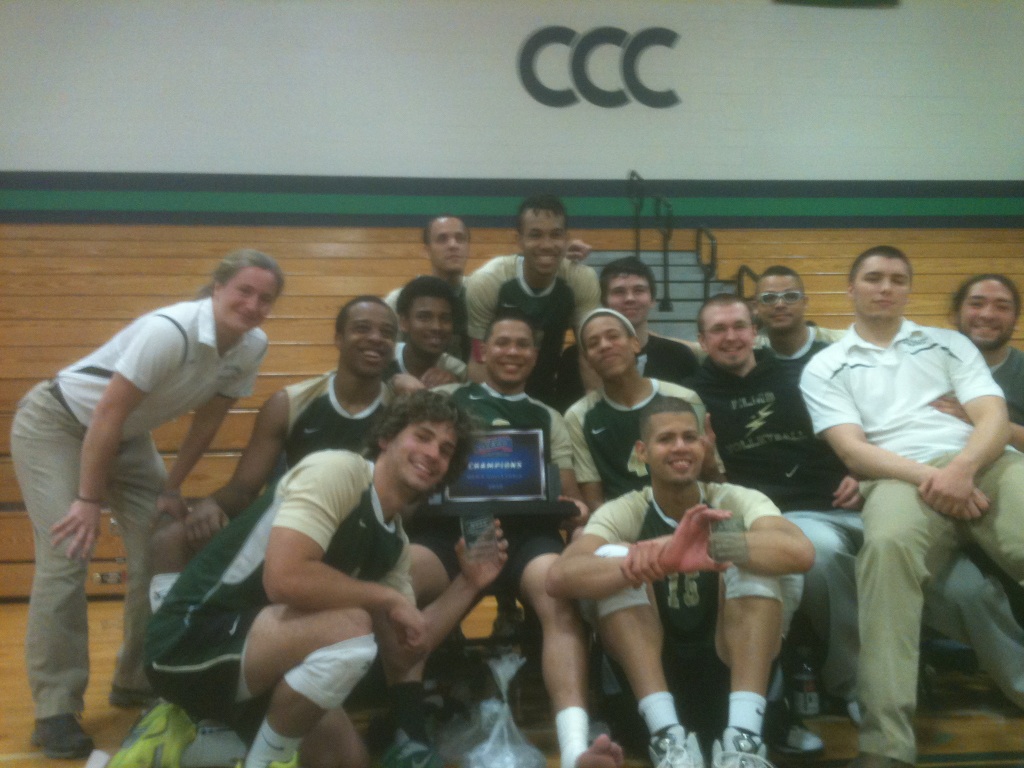 Men’s Volleyball Tops Endicott College, 3-1, Advances to Inaugural NCAA Division III Championship