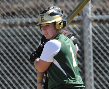 Softball Takes Down Southern Vermont College With Doubleheader Sweep
