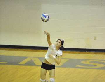 Women’s Volleyball Roars Past Bay Path, 3-1