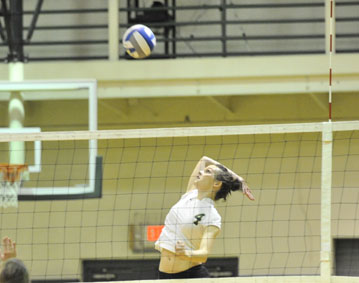 Upperclassmen Will Lead The Way For Blazers' Women's Volleyball In 2010