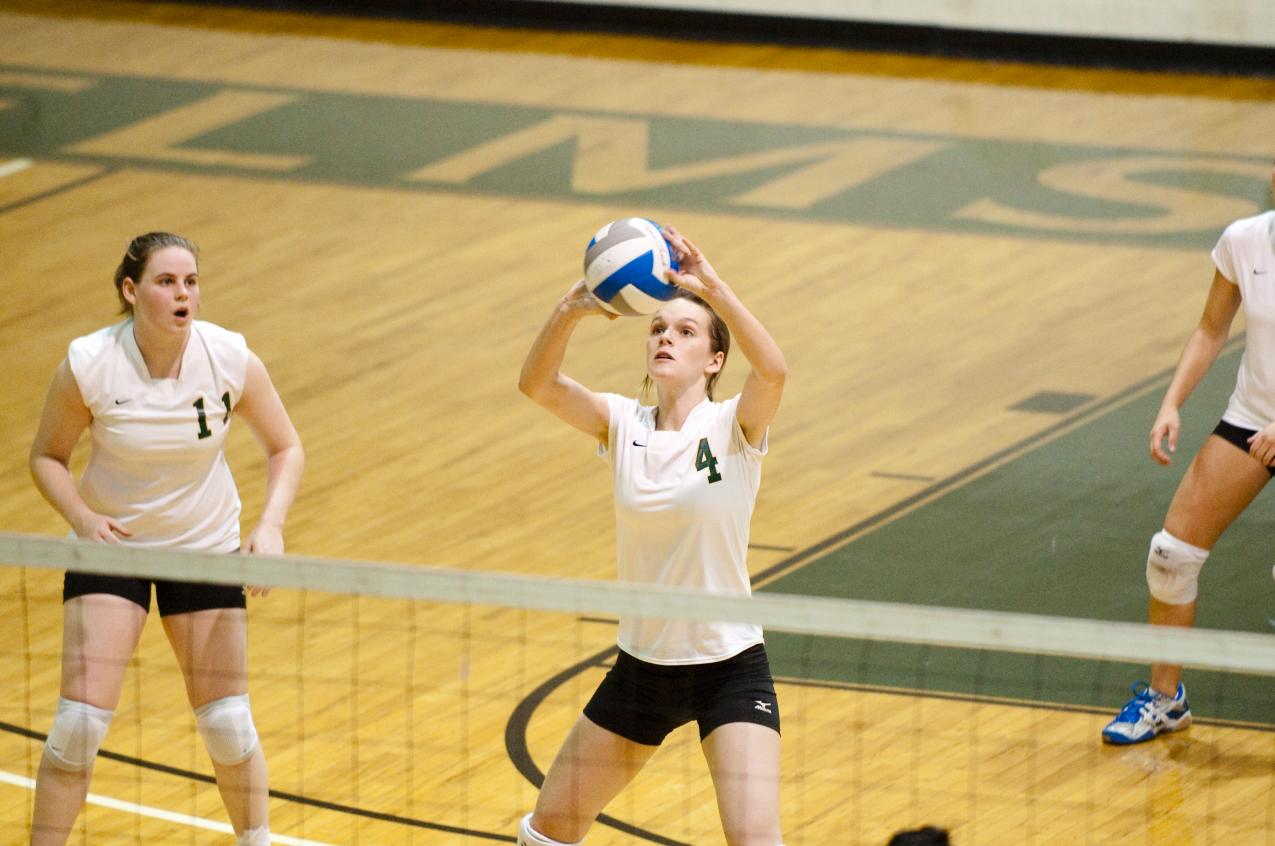 Women’s Volleyball Swept By Smith, Vassar At Seven Sisters Invitational