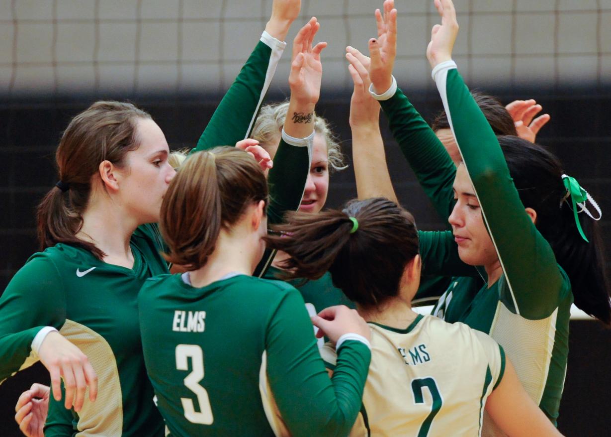 Women’s Volleyball Swept by Southern Vermont College, 3-0