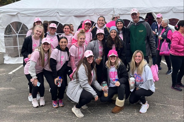 Women's Soccer Showed Their Support at the Rays of Hope Walk