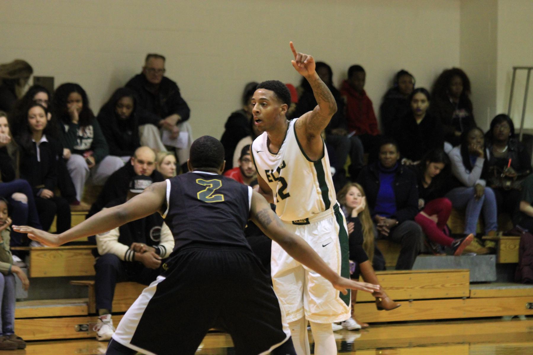 Southern Vermont Outlasts Men's Basketball
