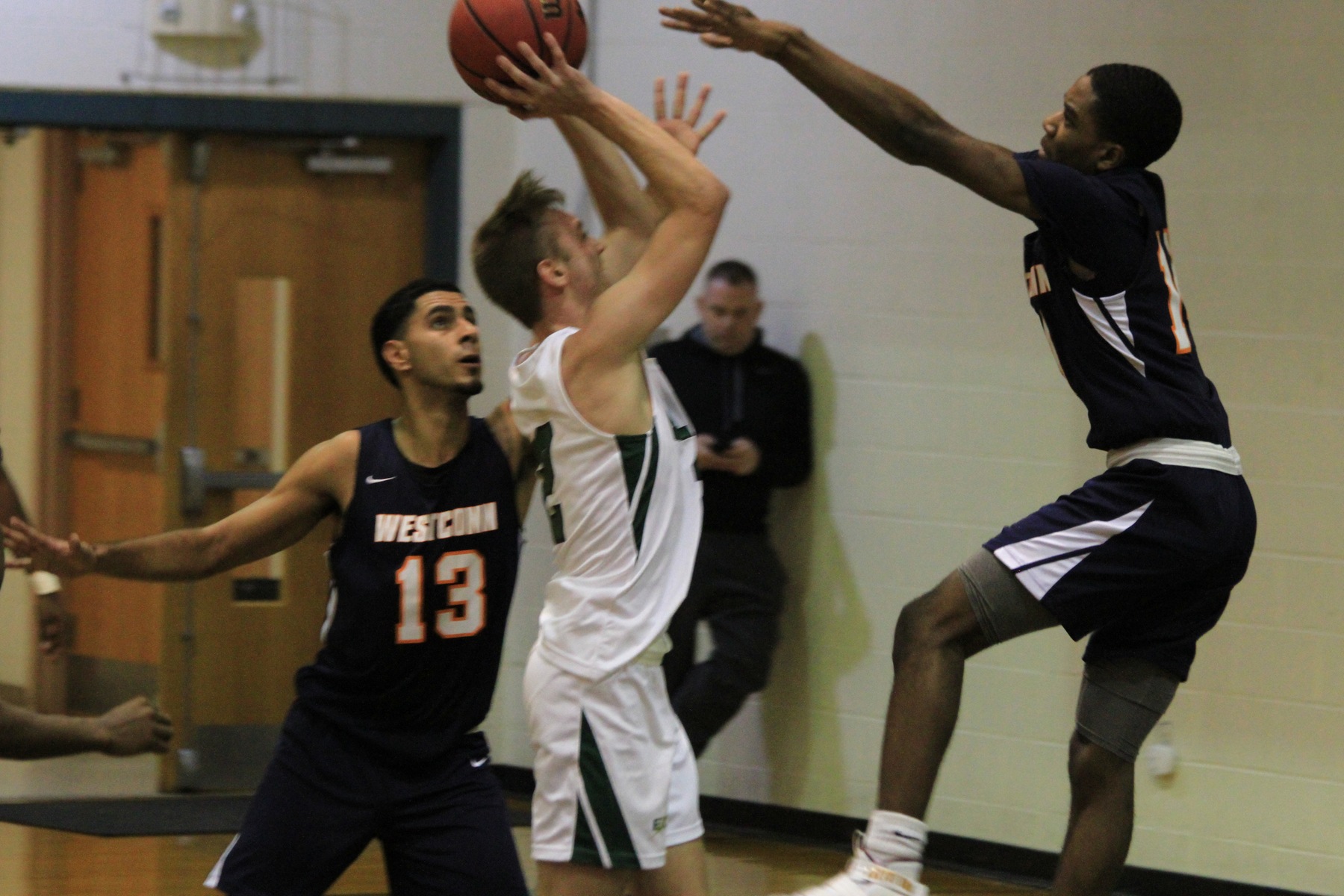 Men's Basketball Win Streak Ends At Three After