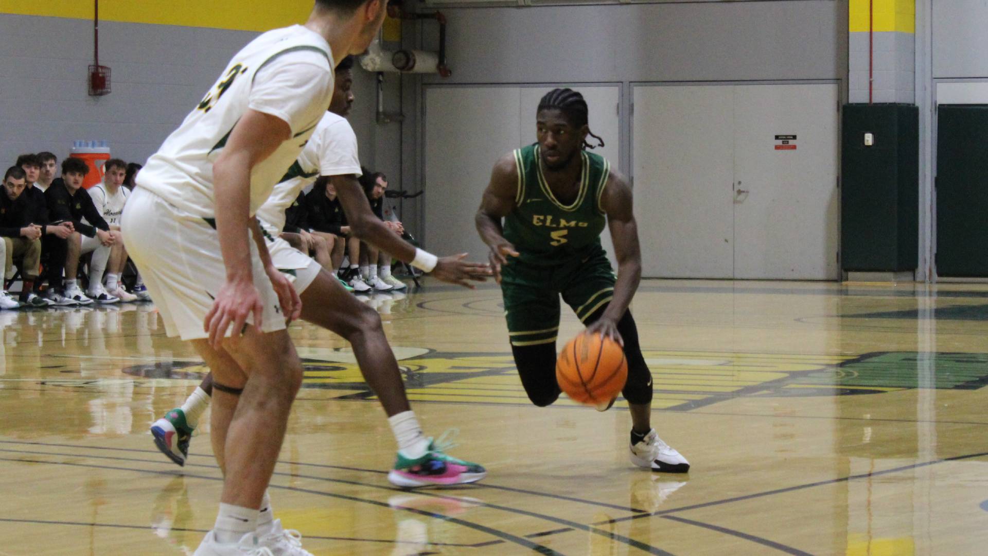 Men's Basketball Rallly Comes Up Short at Dean