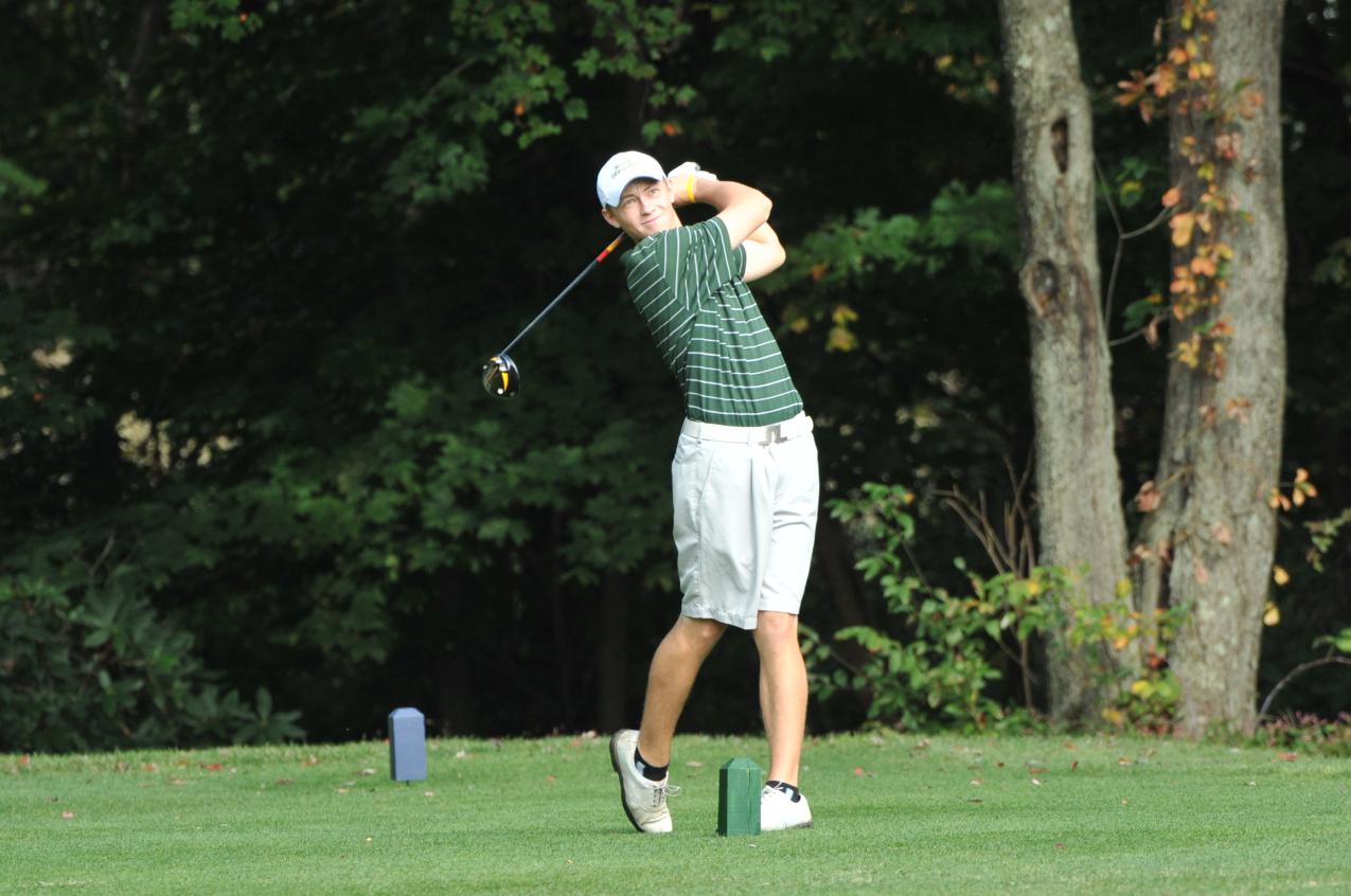Men's Golf in Eighth Place on Day One of Wildcats Spring Invitational