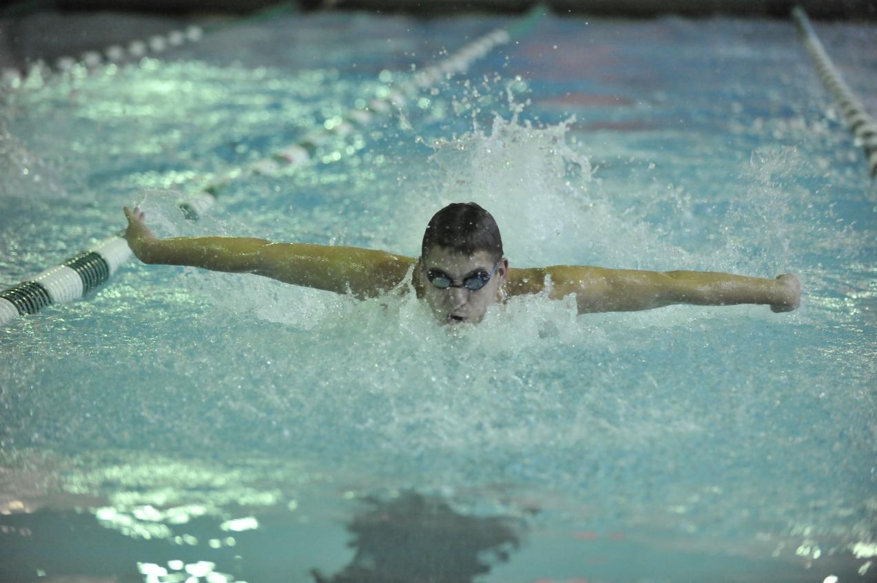 Men’s and Women’s Swimming Compete on Day One of NEISDA Championships