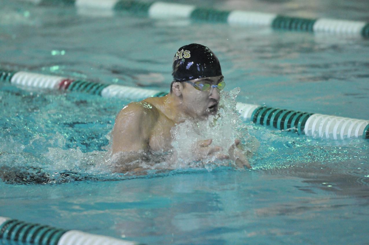 Men’s Swimming Places Second on Day One of GNAC Invitational
