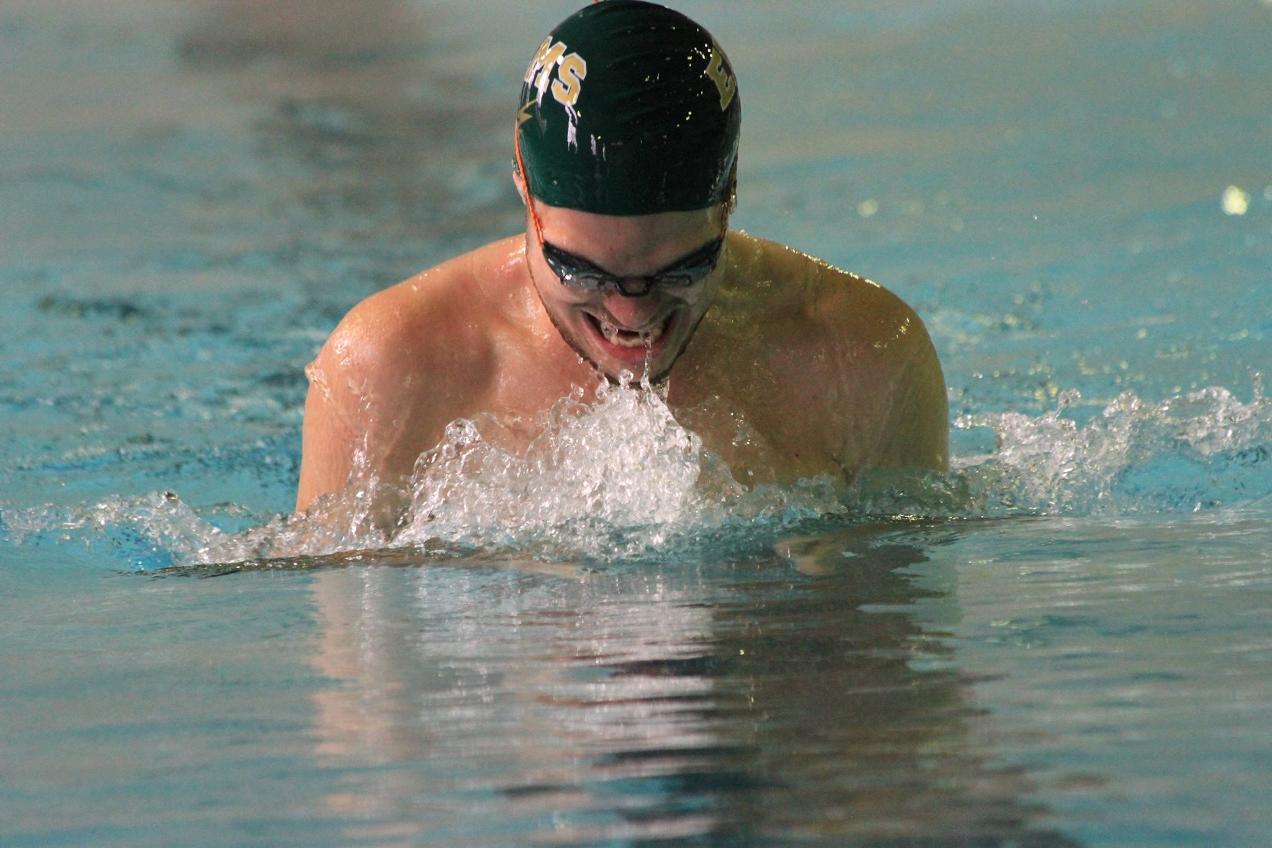 Men's Swimming Defeats Colby-Sawyer