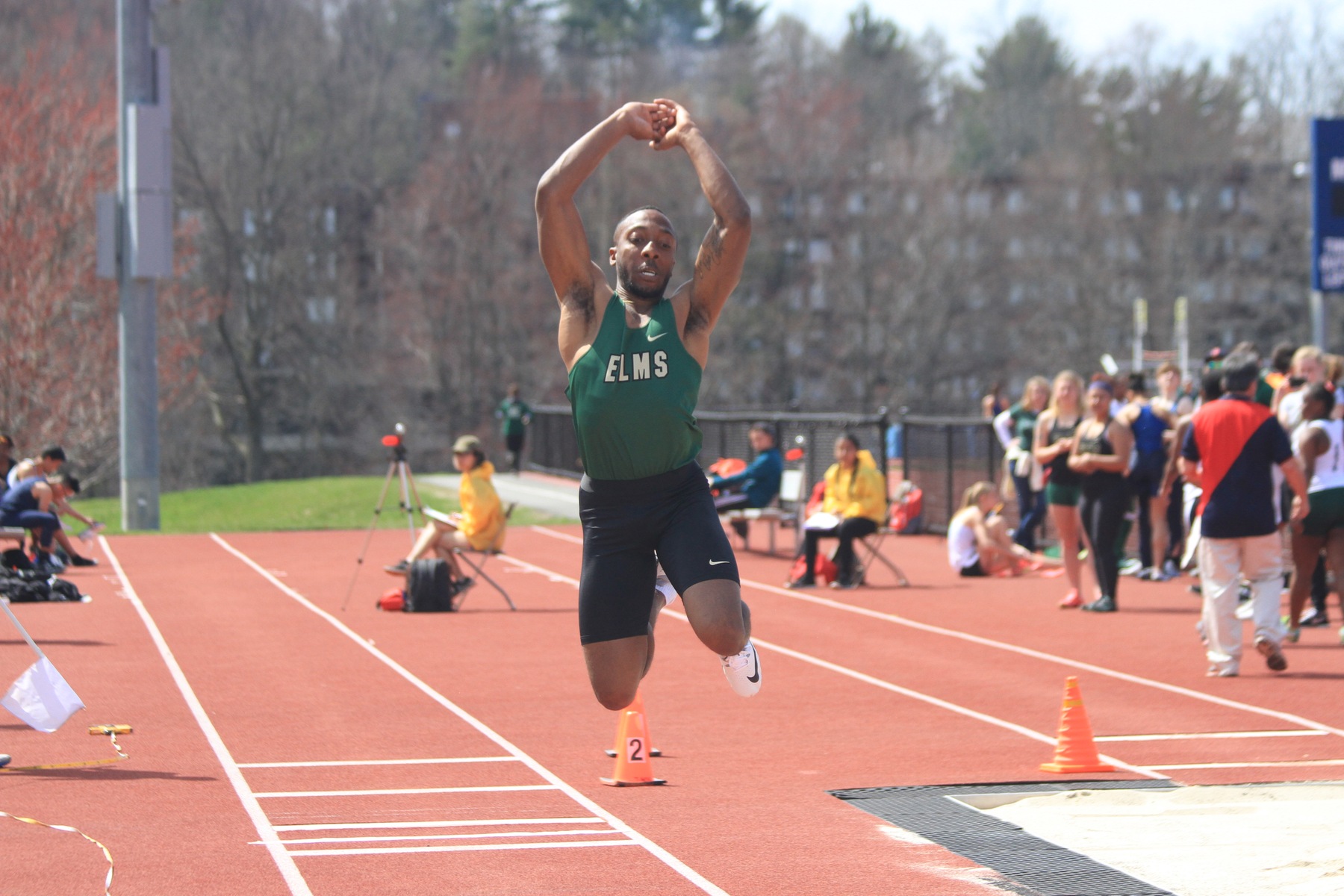 Track and Field Sets Seven School Records At Springfield Invitational