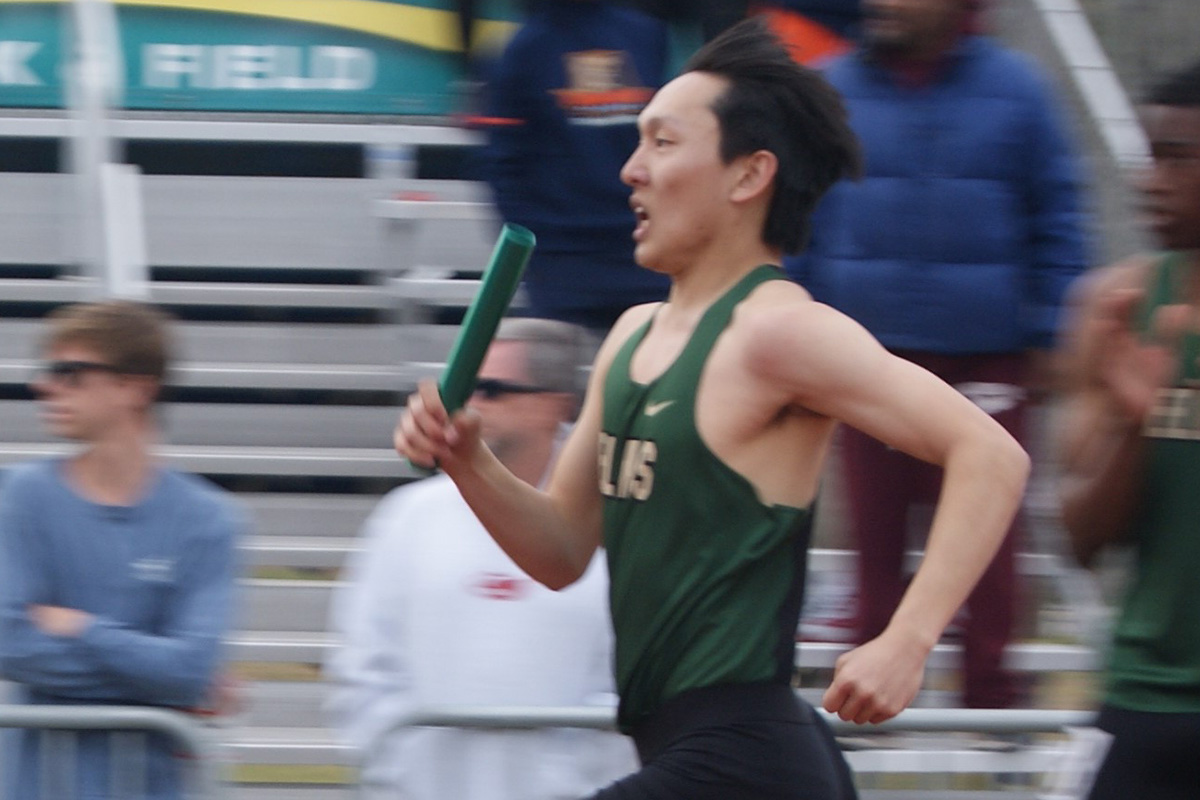 Men’s And Women’s Track Open Season At Wesleyan Spring Classic