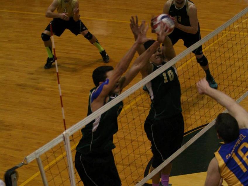 Bard Outlasts Men's Volleyball