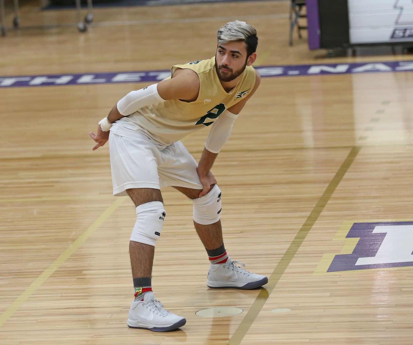 #7 Men’s Volleyball Sweeps Past Southern Vermont College