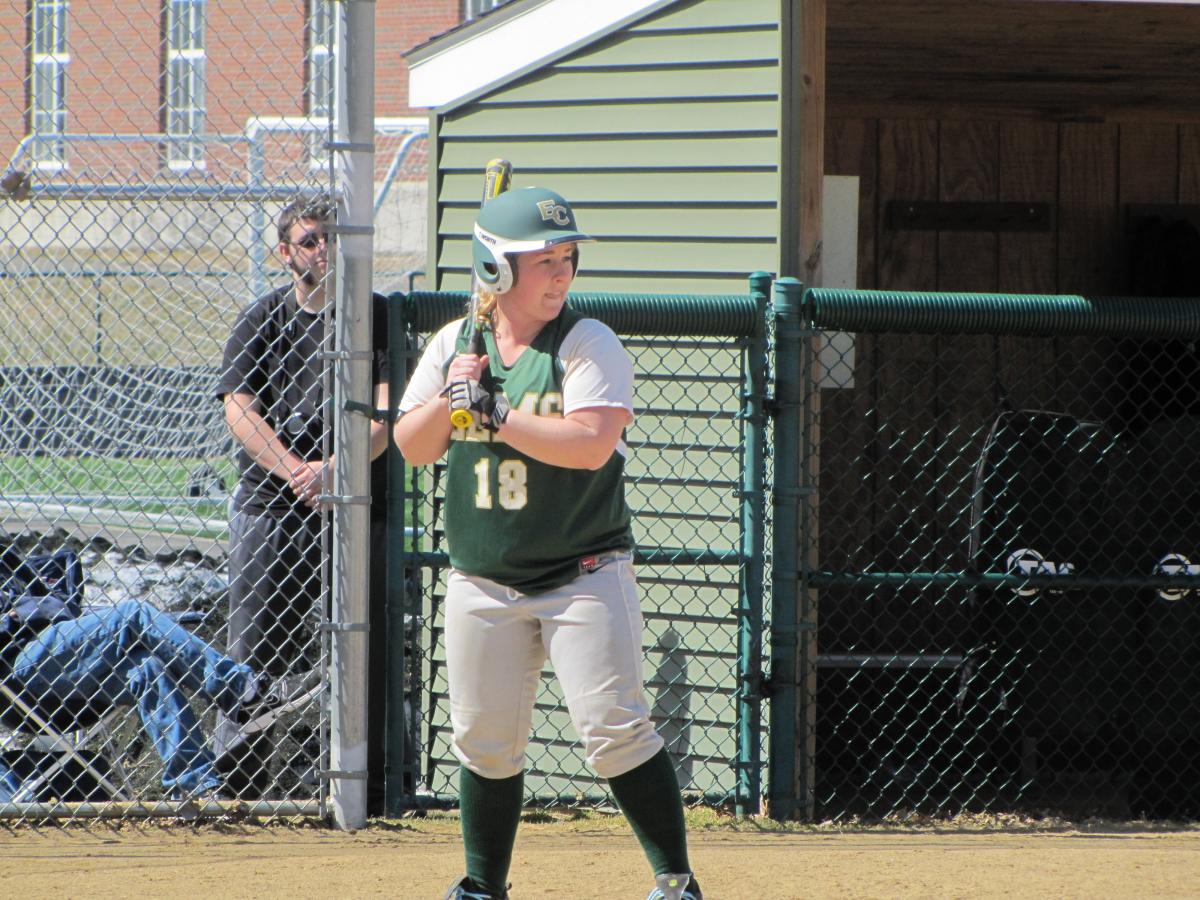Softball Tops Southern Vermont College, 9-0 and 1-0