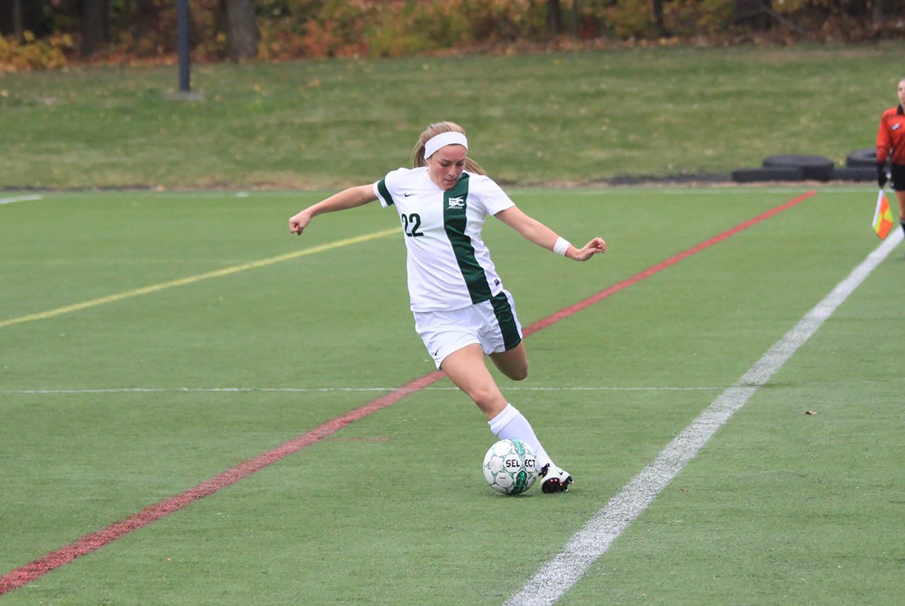 Women's Soccer Edges Southern Vermont In NECC Semifinals