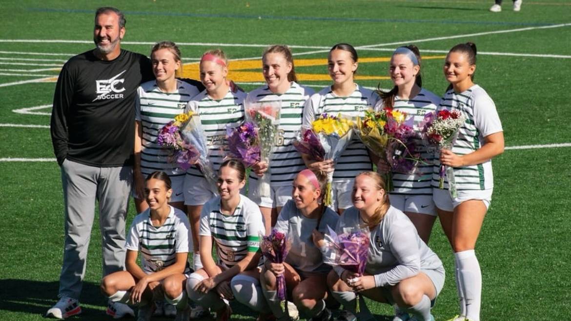 Women's Soccer Draws Rivier on Senior Day