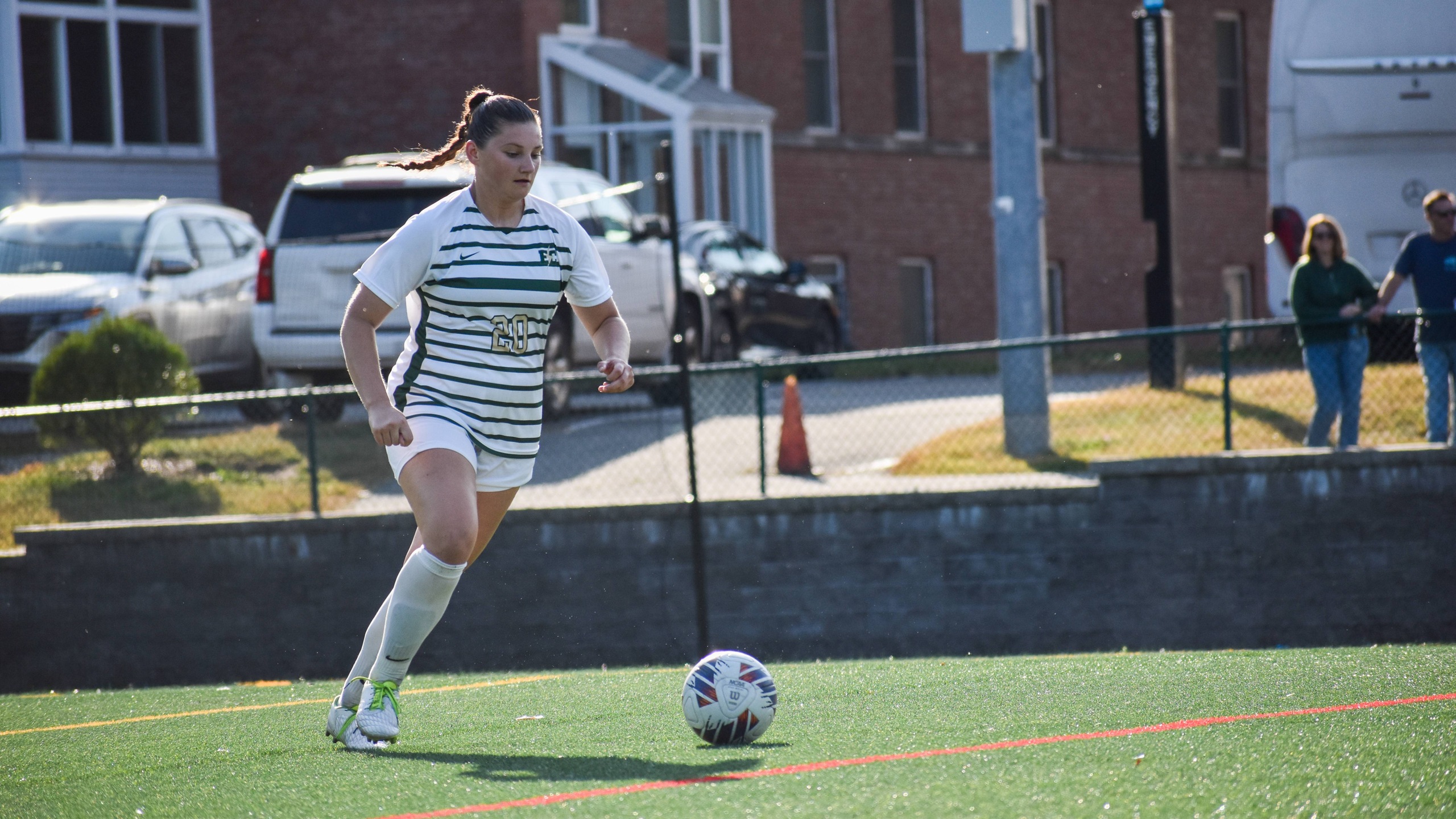 Women's Soccer Sinks Pilgrims 3-1 on the Road