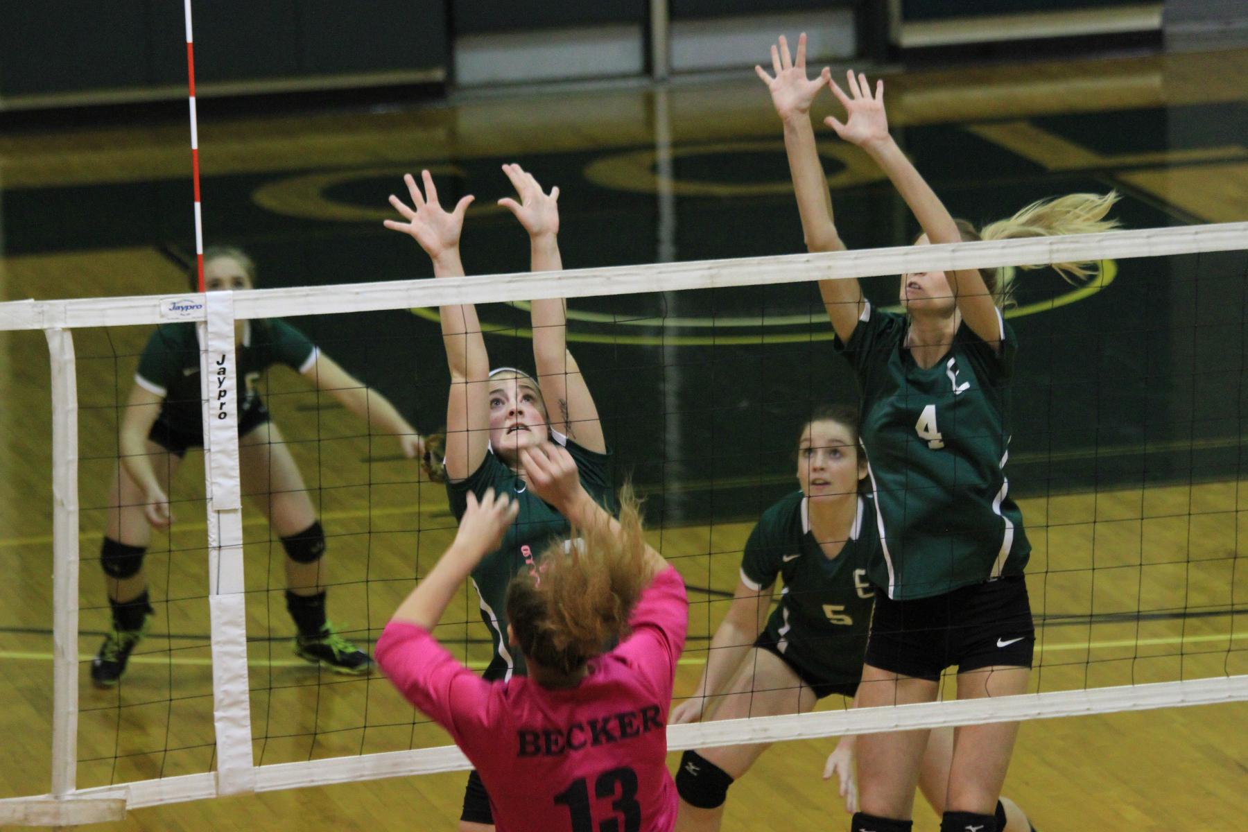 Becker Edges Women's Volleyball In Four Sets