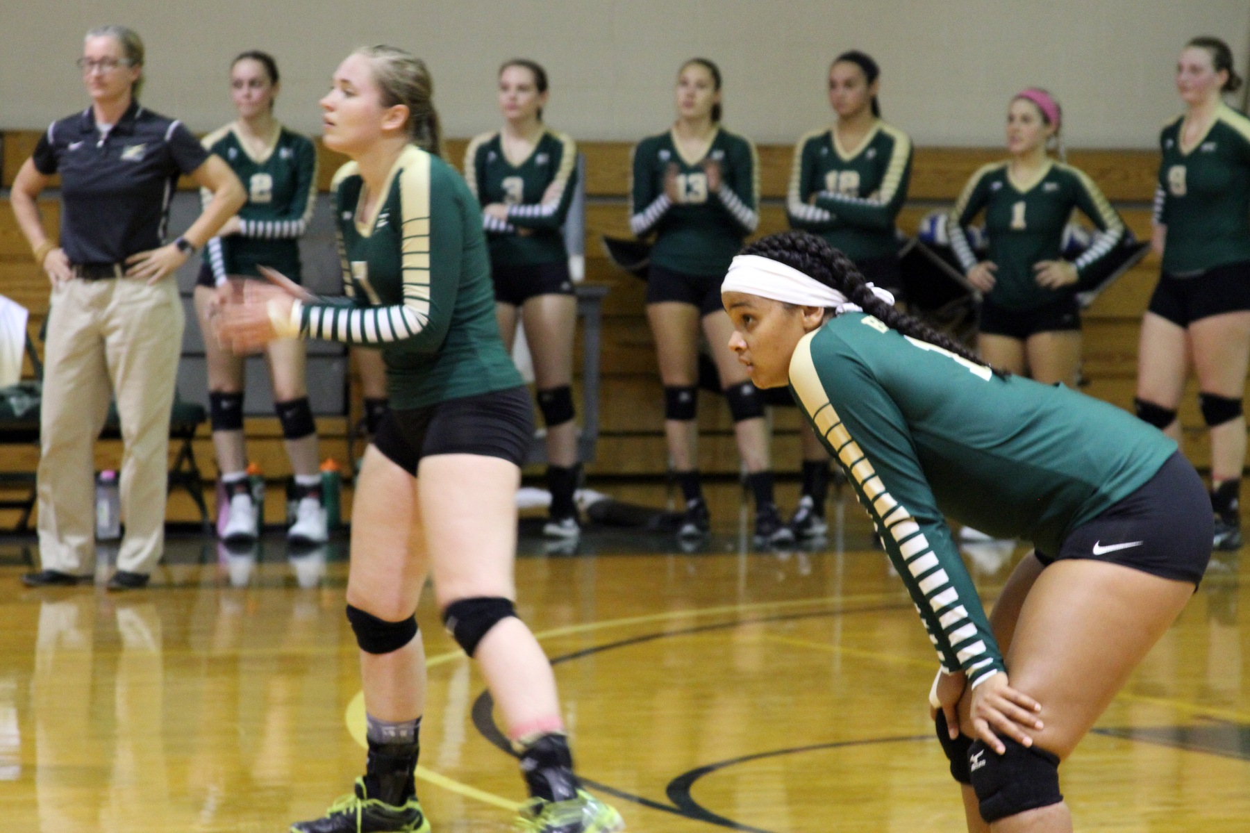 Women’s Volleyball Drops Opening Matches At Sage Invitational