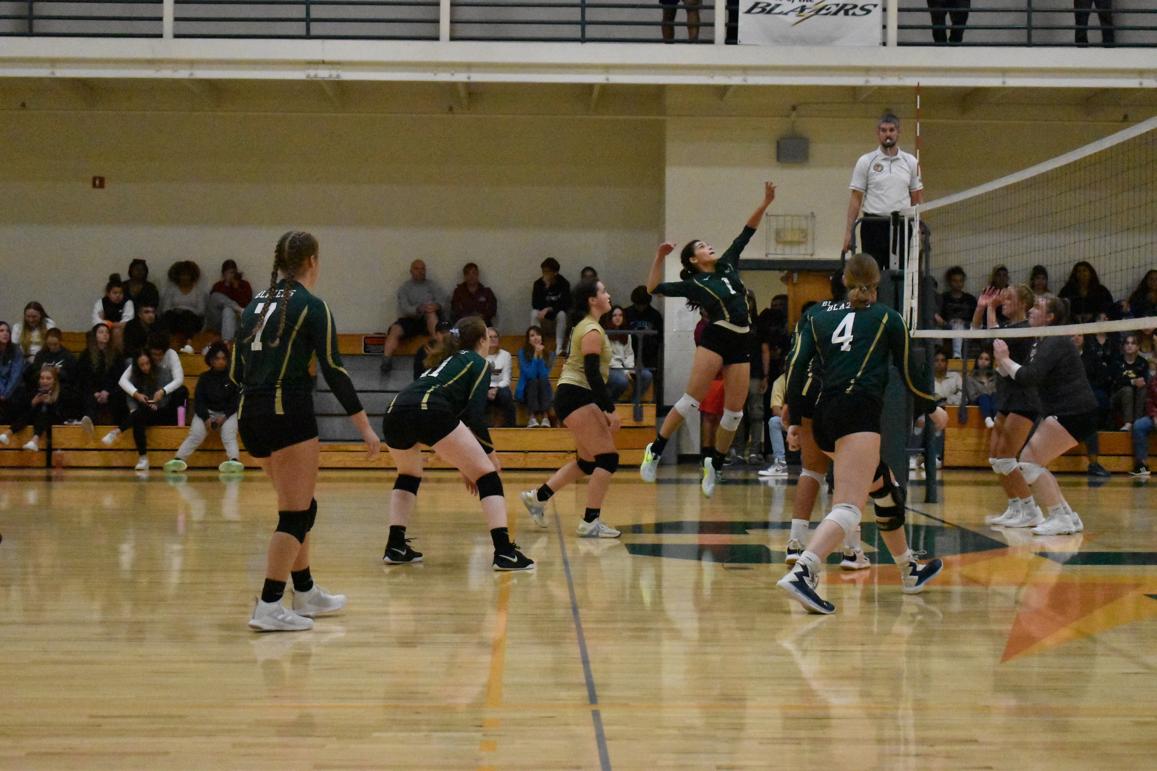 Women's Volleyball Fall in Four to Corsairs