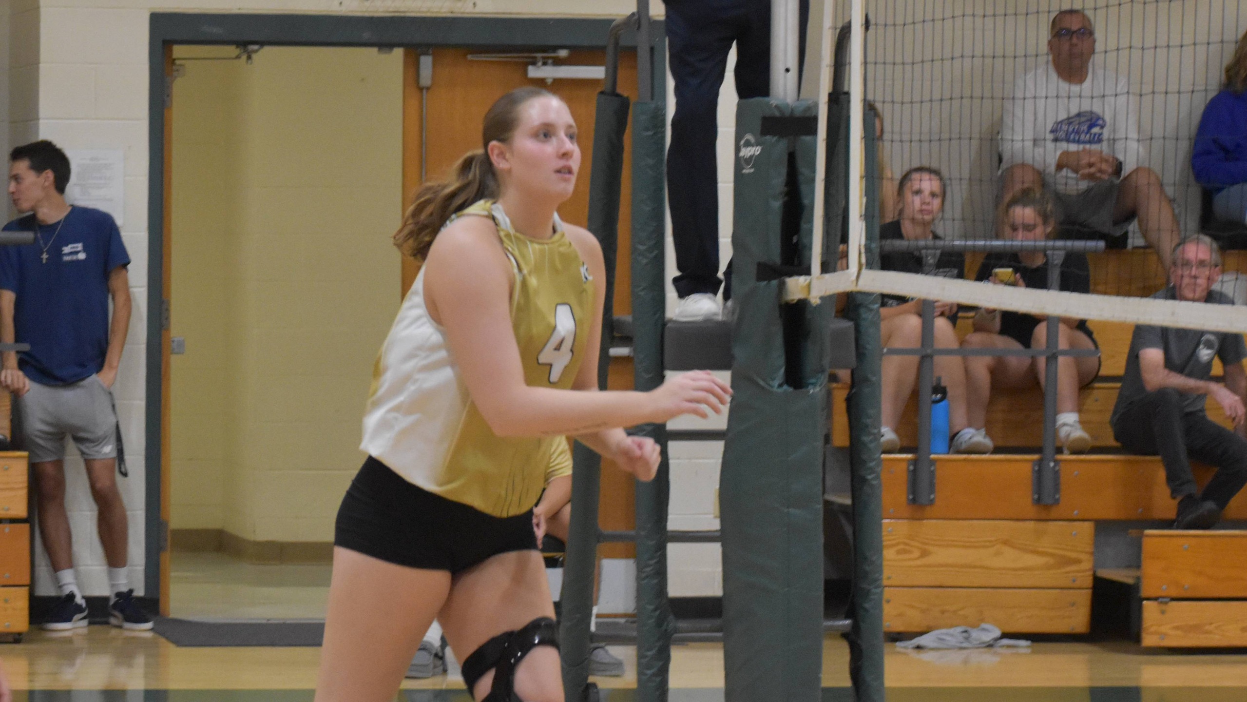 Women's Volleyball Lose a Tough Battle to the Anchorwomen of RIC