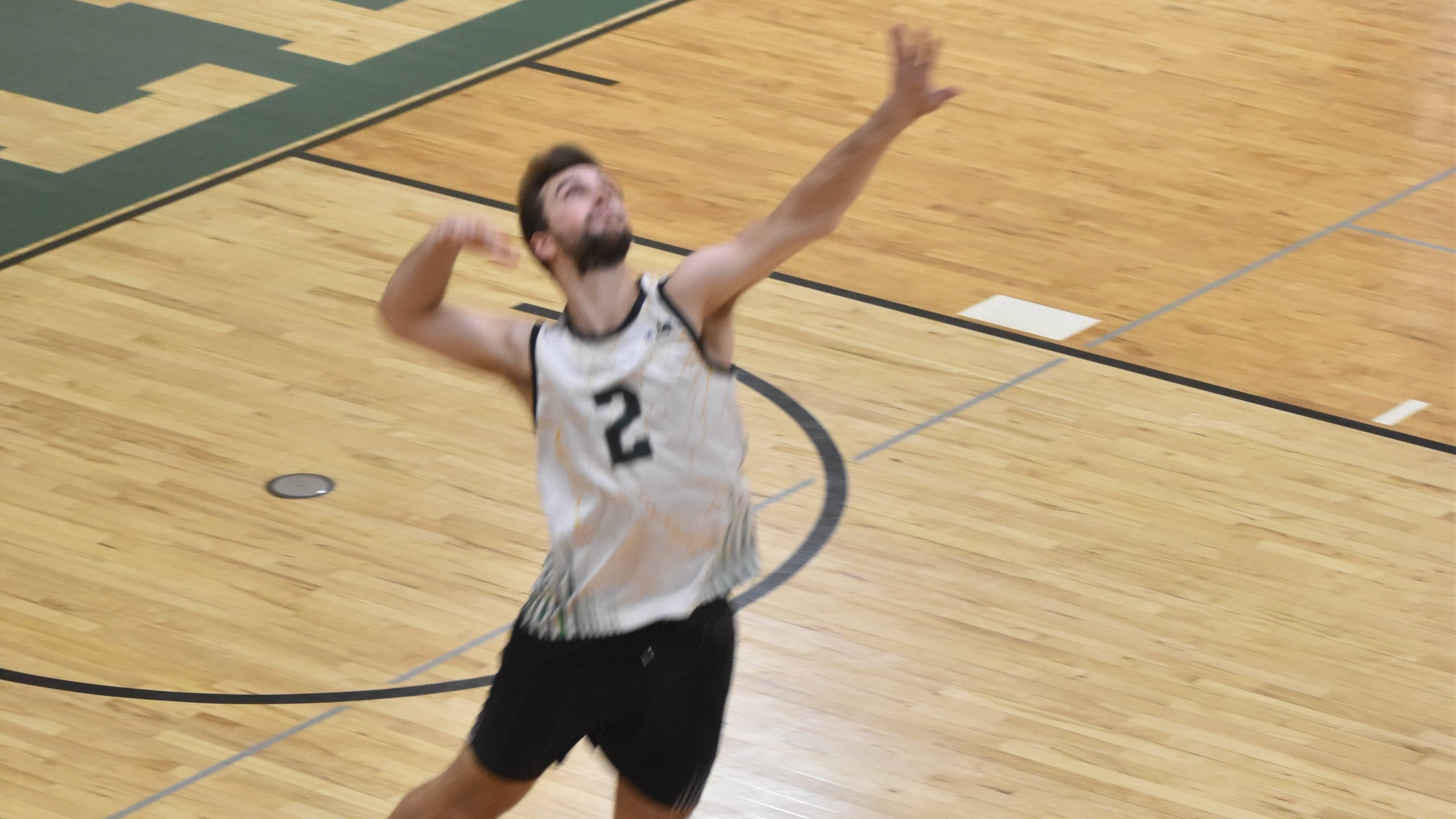 Men's Volleyball Loses Tough Battle to Nationally Ranked Pride